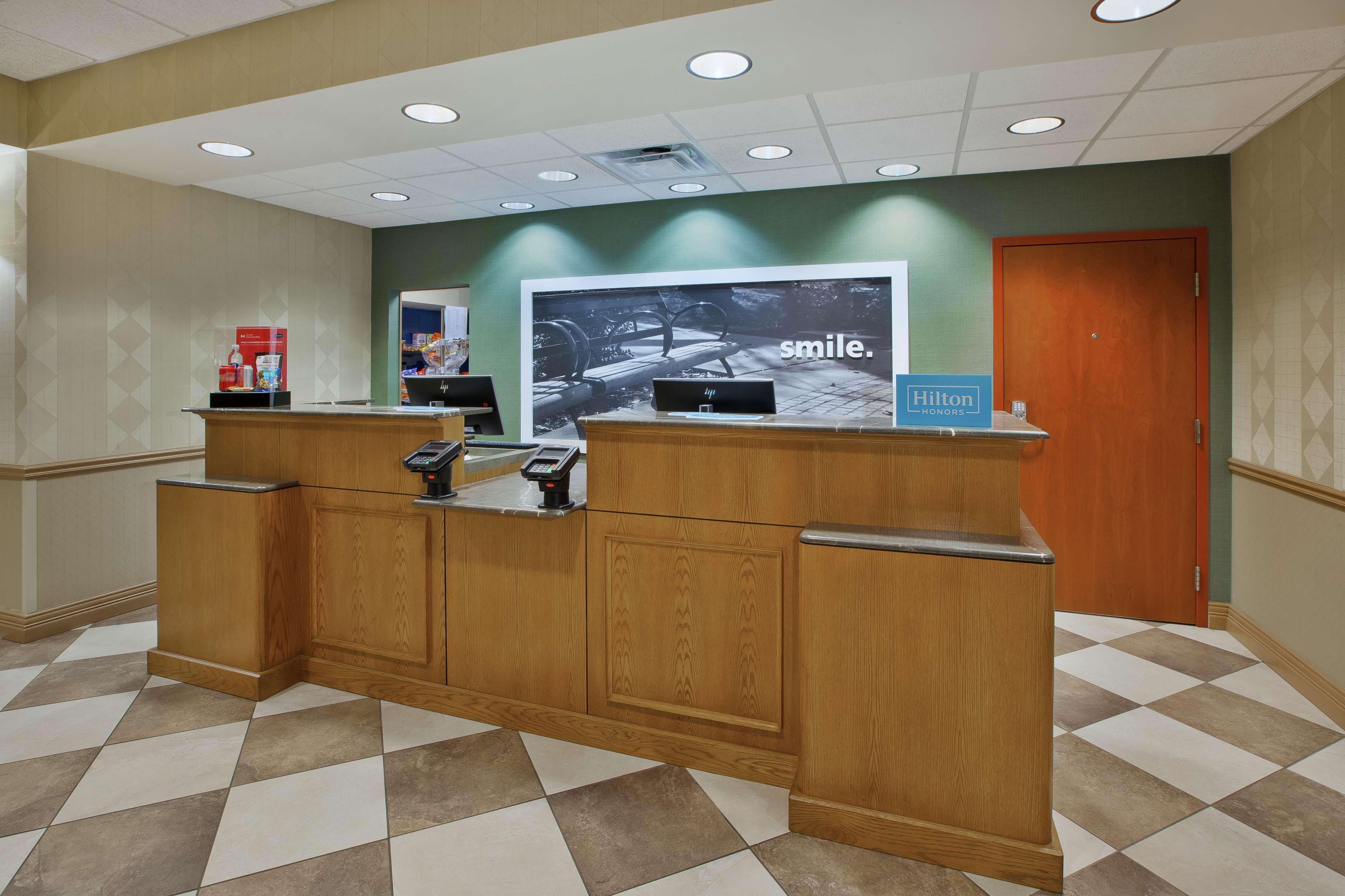 Hampton Inn & Suites Plattsburgh  Kültér fotó