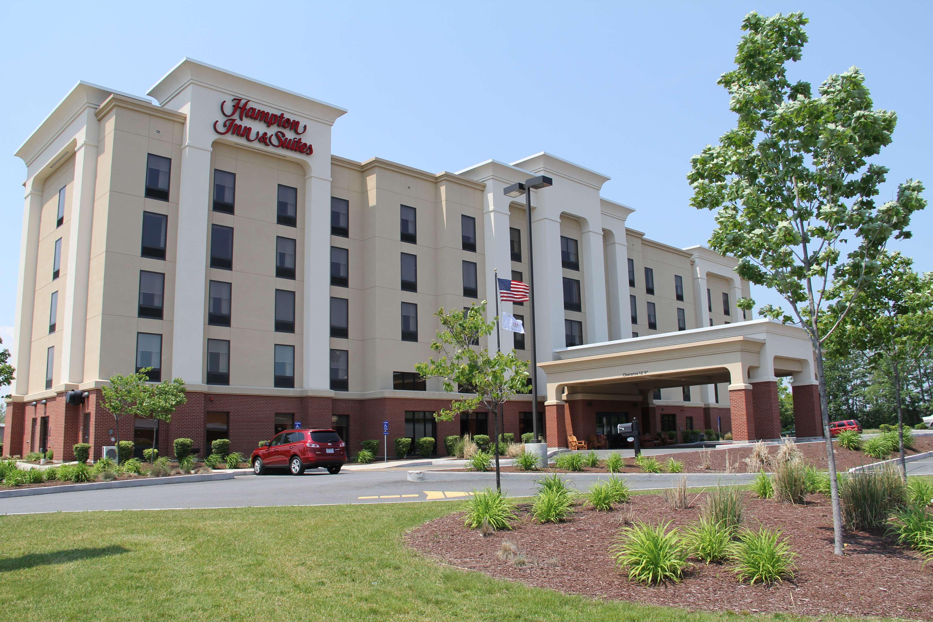 Hampton Inn & Suites Plattsburgh  Kültér fotó