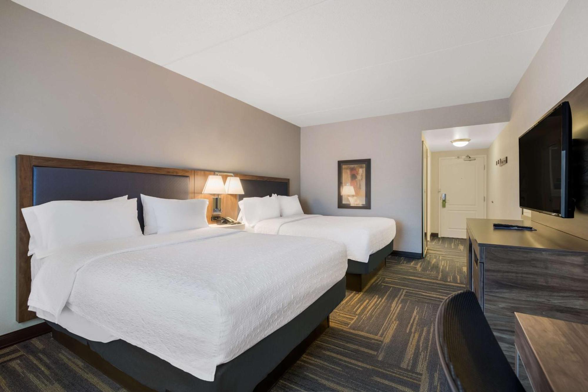 Hampton Inn & Suites Plattsburgh  Kültér fotó