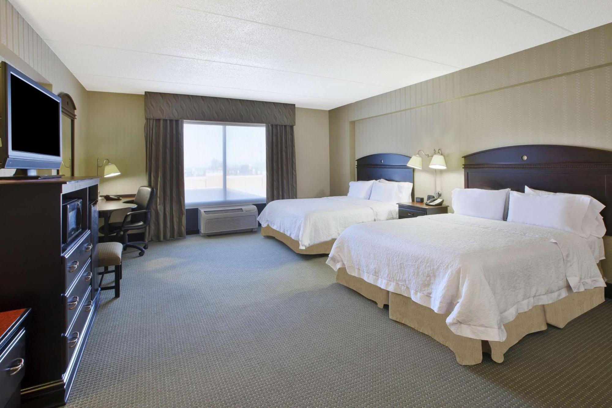 Hampton Inn & Suites Plattsburgh  Kültér fotó