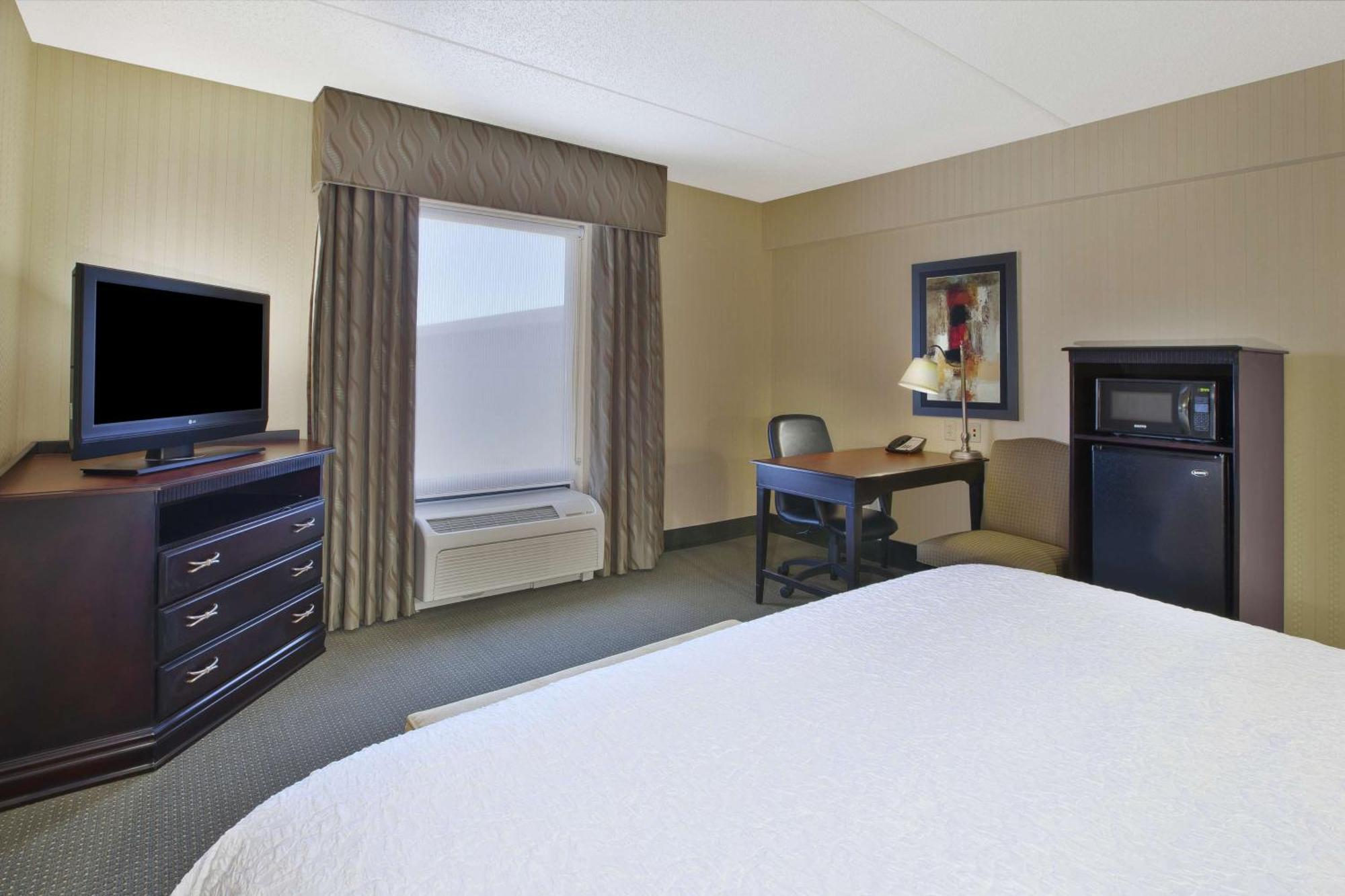 Hampton Inn & Suites Plattsburgh  Kültér fotó