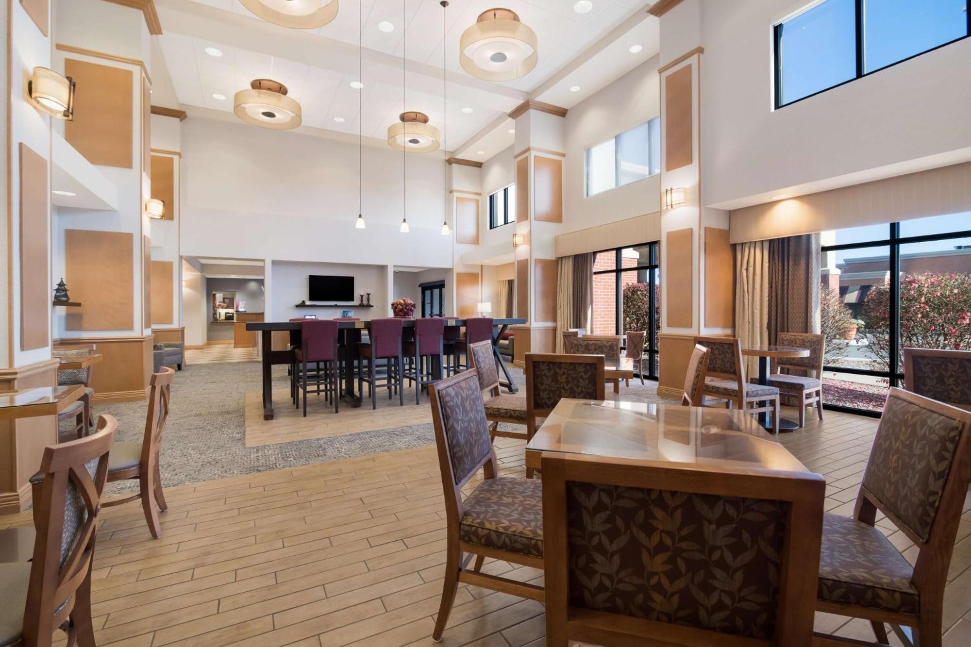 Hampton Inn & Suites Plattsburgh  Kültér fotó