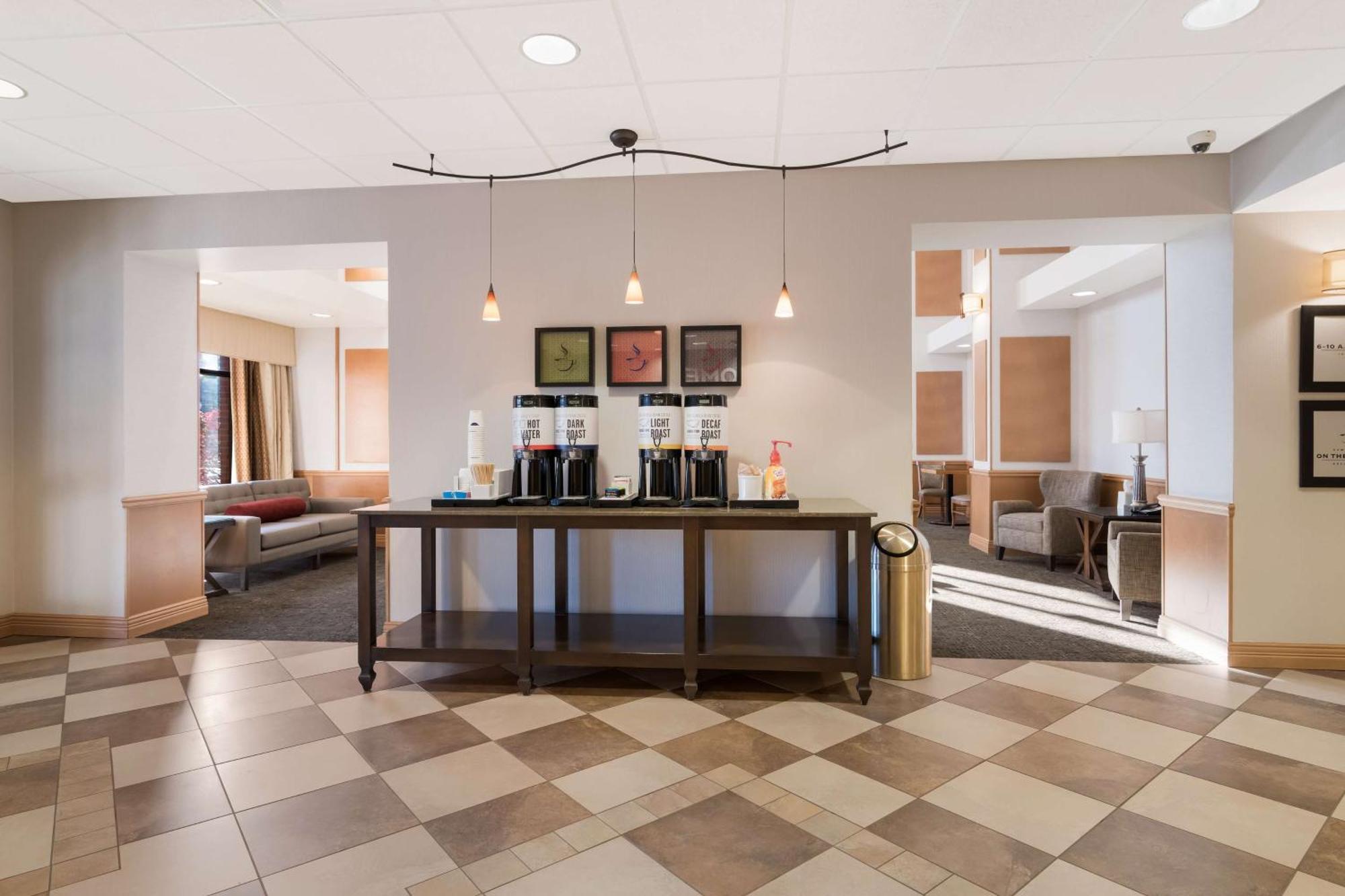 Hampton Inn & Suites Plattsburgh  Kültér fotó