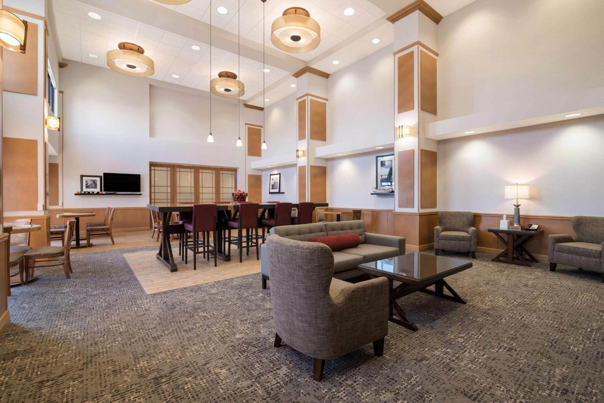 Hampton Inn & Suites Plattsburgh  Kültér fotó